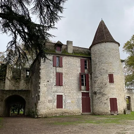 Petit Rousset Noyer アパート