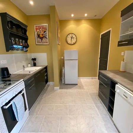 Petit Rousset Noyer *