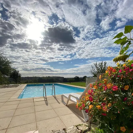 Petit Rousset Noyer Apartament *